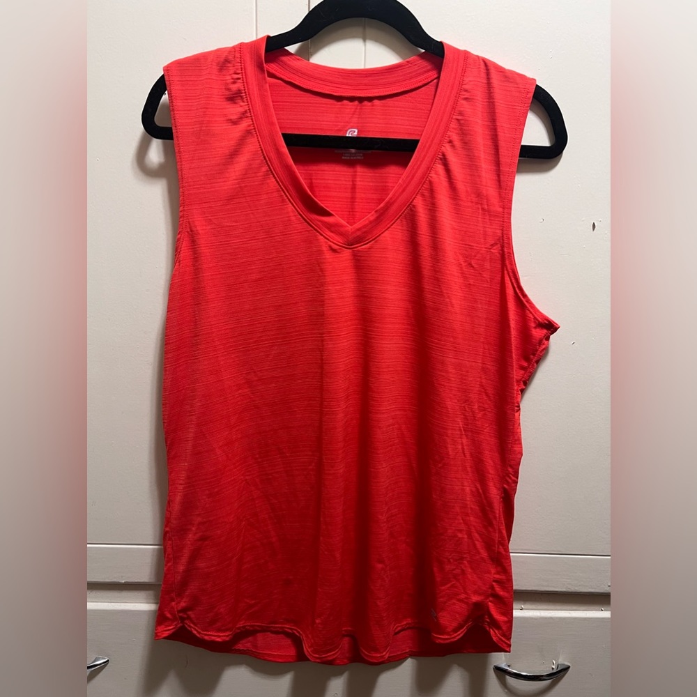 Road Runner Sports Tank Sleeveless Top
